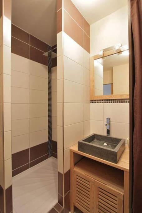 Appartement Avec Ascenseur La Defense Курбевуа Экстерьер фото